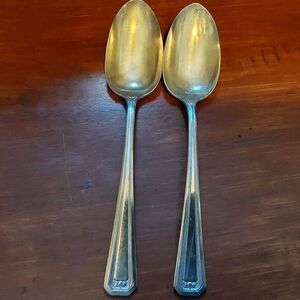 2 Oneida‎ W.R. Rogers 1938 Amherst Silver Plate 8in. Serving Spoon